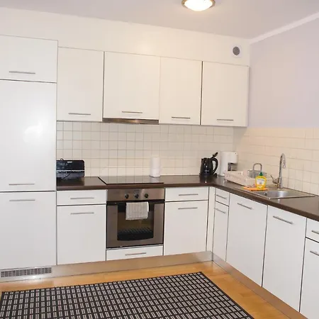 Karpatka 2 Przy Wyciagu Narciarskim 4 Dwie Lazinki * 카르파츠