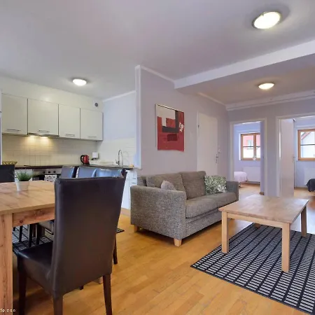 Karpatka 2 Przy Wyciagu Narciarskim 4 Dwie Lazinki 카르파츠