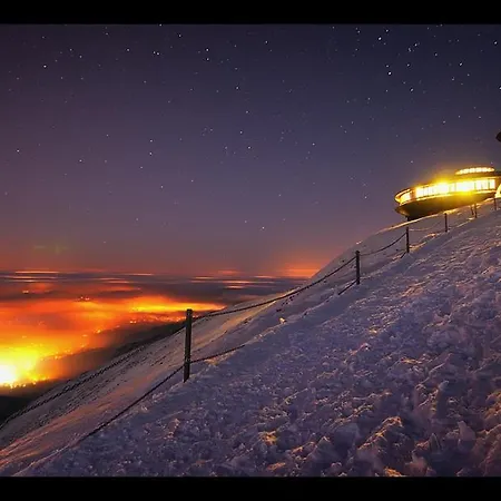 Karpatka 2 Przy Wyciagu Narciarskim 4 Dwie Lazinki